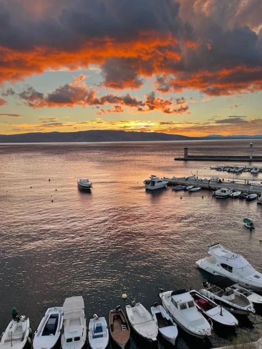 Apartment Sun&Sea, Senj, Prvi Red Do Mora سينج المظهر الخارجي الصورة