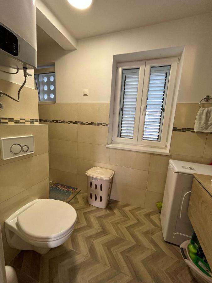 Apartment Sun&Sea, Senj, Prvi Red Do Mora سينج المظهر الخارجي الصورة